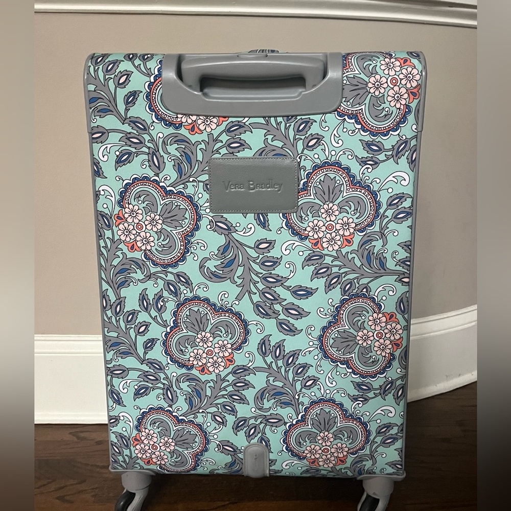 Vera Bradley Rolling Suitcase in RETIRED Fan Floral - Picture 3 of 13